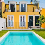 Appartement Lapa Getaway With Swimming Pool
