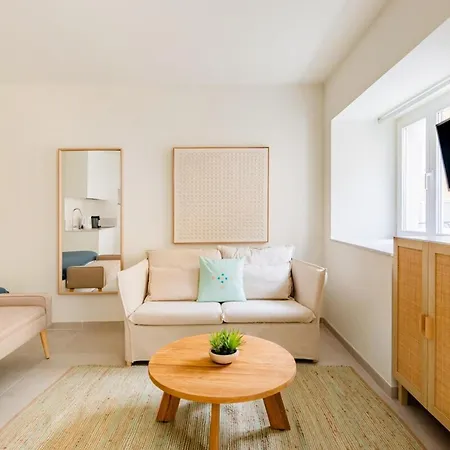 Apartment Lapa Getaway With Swimming Pool